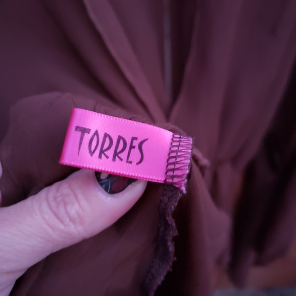 Miguel Torres Top in Brown - Picture 4 of 4